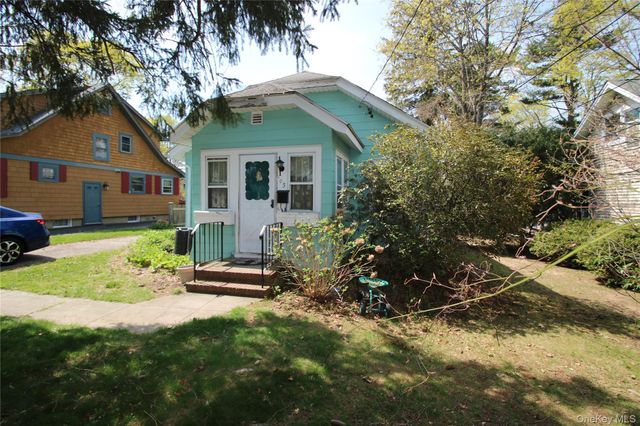105 Seaview Terrace, Northport, NY 11768