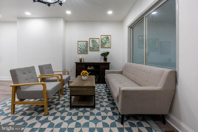 2636 S 72ND ST, Philadelphia, PA 19153