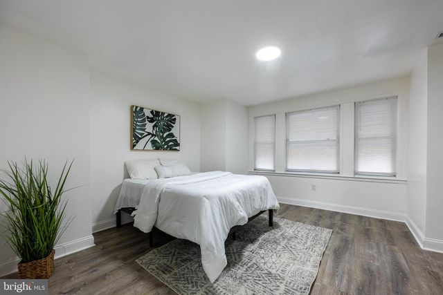 2636 S 72ND ST, Philadelphia, PA 19153