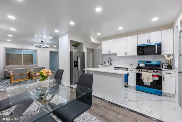 2636 S 72ND ST, Philadelphia, PA 19153