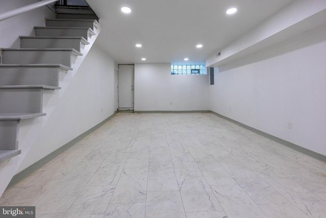 2636 S 72ND ST, Philadelphia, PA 19153