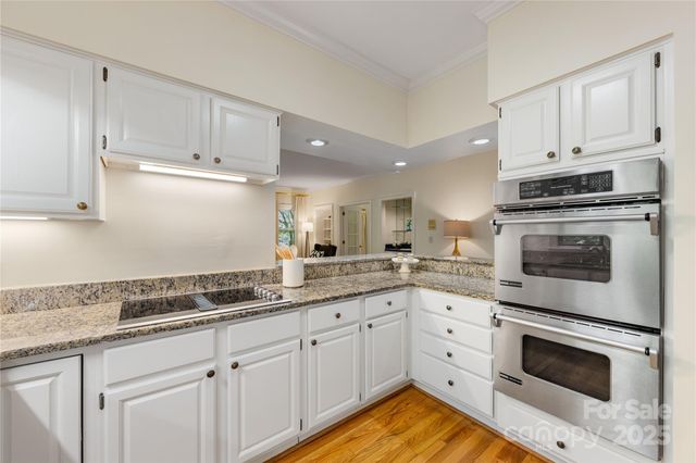9413 Tillot Drive, Matthews, NC 28105