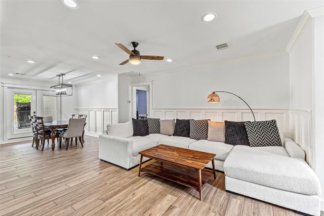 515 Foxglove Lane, Houston, TX 77076