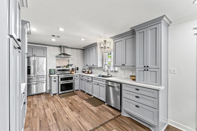 515 Foxglove Lane, Houston, TX 77076