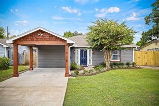 515 Foxglove Lane, Houston, TX 77076