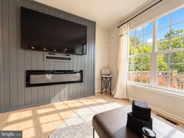 10539 BITTERSWEET LN, Bristow, VA 20136