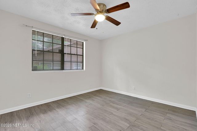 5538 ANCHOR Lane, Jacksonville, FL 32207