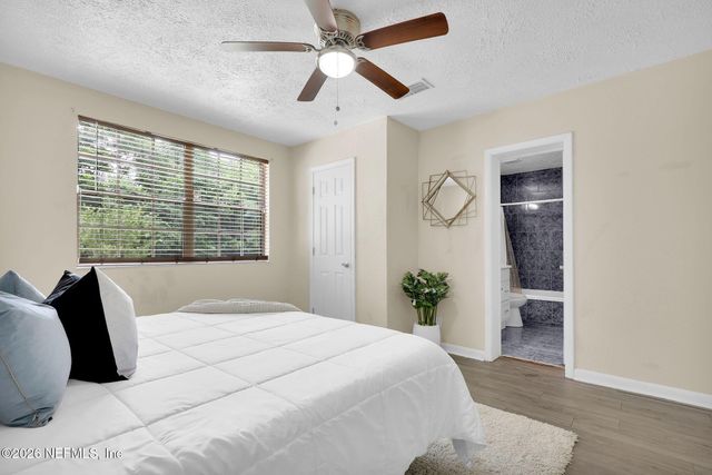5538 ANCHOR Lane, Jacksonville, FL 32207