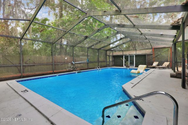 5538 ANCHOR Lane, Jacksonville, FL 32207