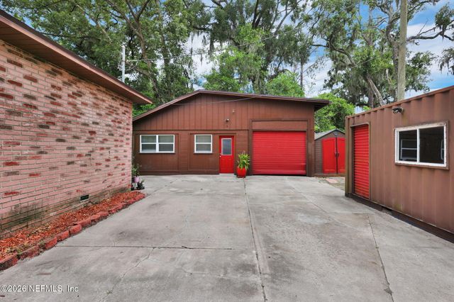 5538 ANCHOR Lane, Jacksonville, FL 32207