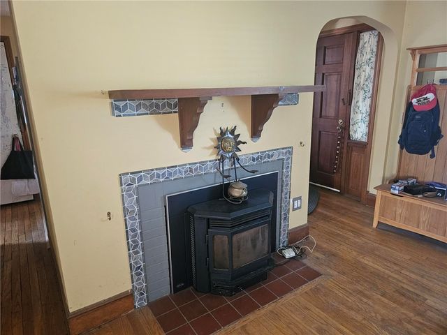 45 Cross Street, Westerly, RI 02891