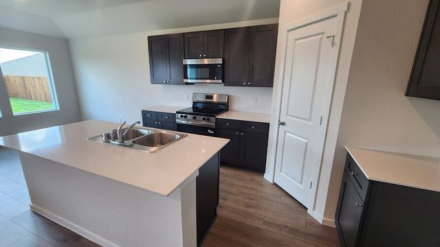 407 Northern Red Drive, Josephine, TX 75189
