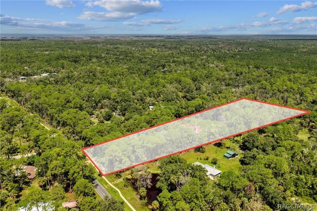 4714 Highway 40 W, Yankeetown, FL 34498