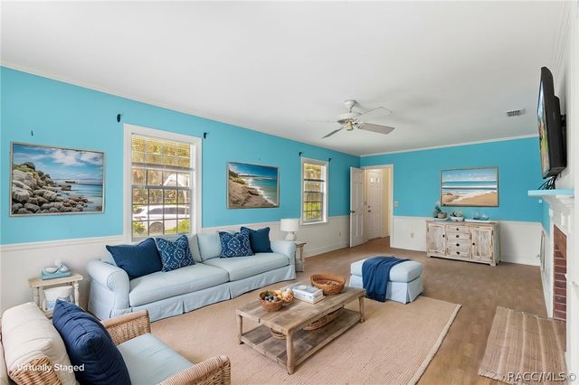 4714 Highway 40 W, Yankeetown, FL 34498