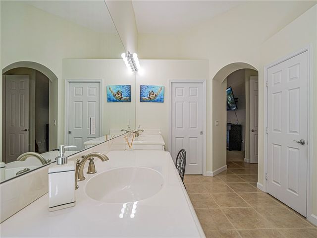 9630 E Maiden Court, Vero Beach, FL 32963