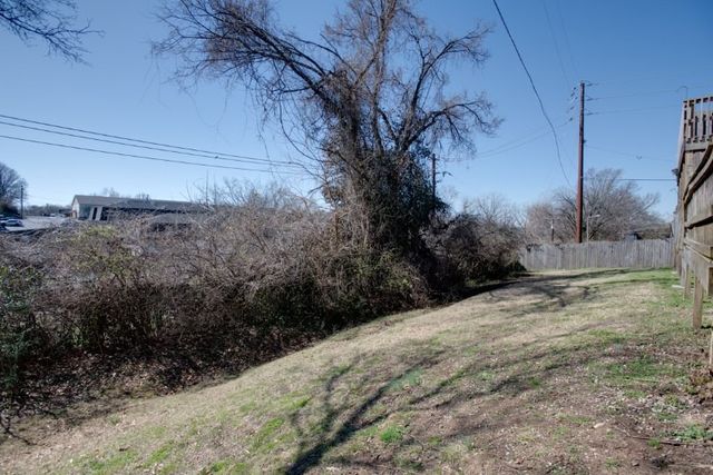 932 Coarsey Dr, Nashville, TN 37217