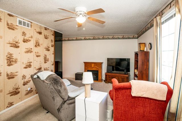 932 Coarsey Dr, Nashville, TN 37217