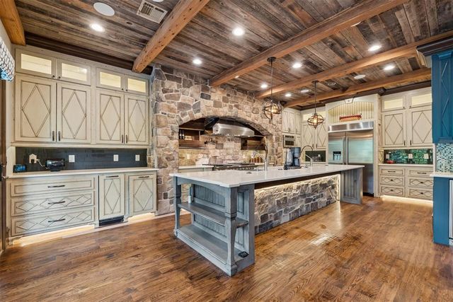 1807 Summerhaven Way, Edmond, OK 73013
