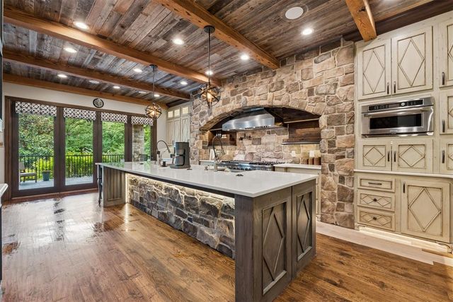 1807 Summerhaven Way, Edmond, OK 73013