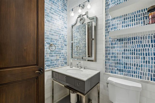 1807 Summerhaven Way, Edmond, OK 73013