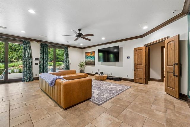 1807 Summerhaven Way, Edmond, OK 73013