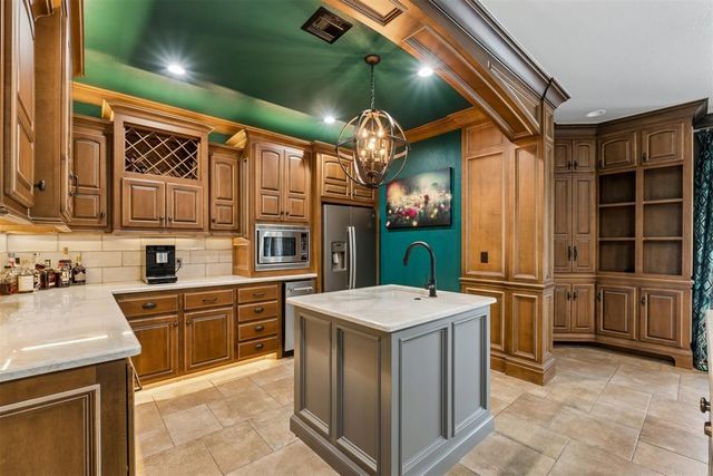 1807 Summerhaven Way, Edmond, OK 73013