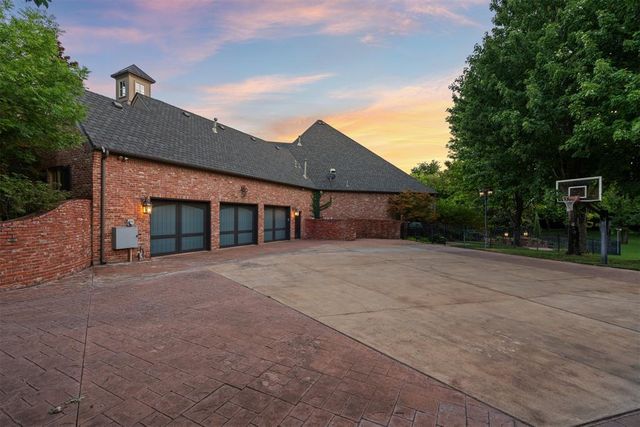 1807 Summerhaven Way, Edmond, OK 73013