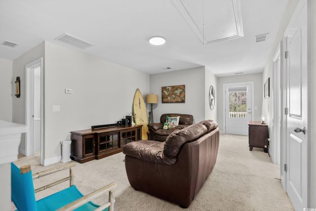 800 Lorenzo Dr., North Myrtle Beach, SC 29582