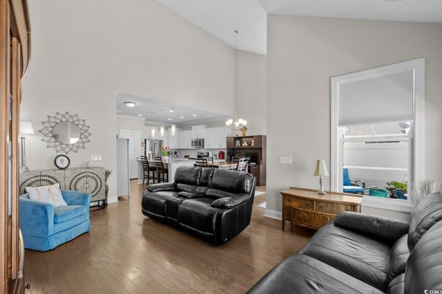 800 Lorenzo Dr., North Myrtle Beach, SC 29582