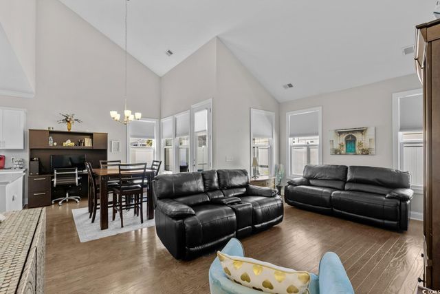 800 Lorenzo Dr., North Myrtle Beach, SC 29582