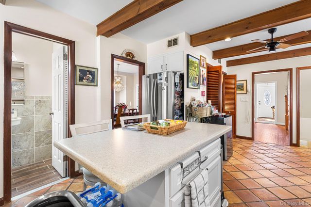 46 Riggs Place, Locust Valley, NY 11560