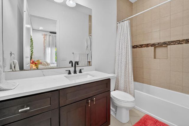 15804 Goldfinch Circle, The Acreage, FL 33470