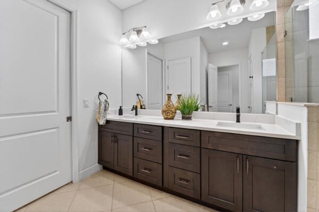 15804 Goldfinch Circle, The Acreage, FL 33470
