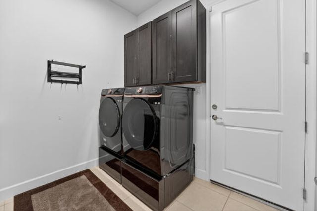 15804 Goldfinch Circle, The Acreage, FL 33470