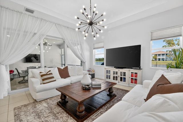15804 Goldfinch Circle, The Acreage, FL 33470
