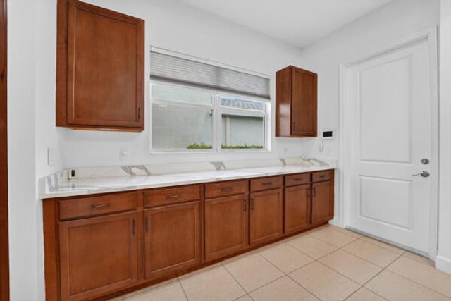 15804 Goldfinch Circle, The Acreage, FL 33470