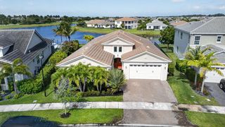 15804 Goldfinch Circle, The Acreage, FL 33470