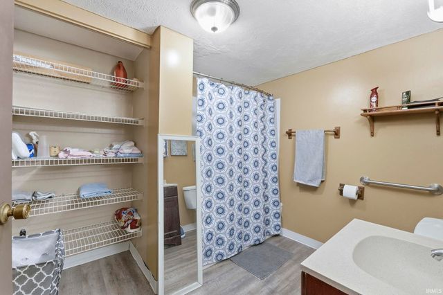 2230 Cass Street, Fort Wayne, IN 46808