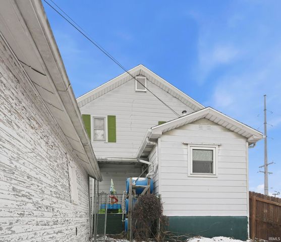 2230 Cass Street, Fort Wayne, IN 46808