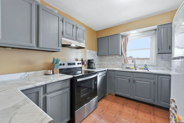 2230 Cass Street, Fort Wayne, IN 46808