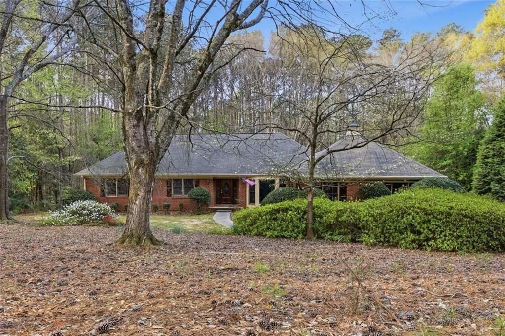 3197 Spring Lake Drive, Conyers, GA 30013