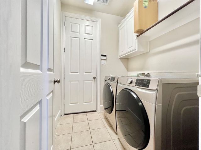 10404 OFFSHORE Drive, Irving, TX 75063