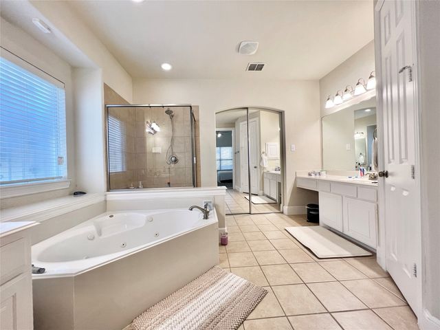10404 OFFSHORE Drive, Irving, TX 75063