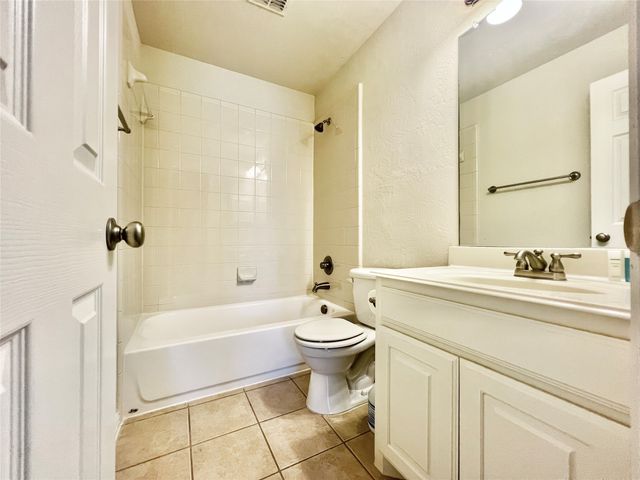 10404 OFFSHORE Drive, Irving, TX 75063