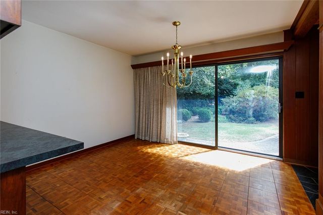 210 Walden DR, Yorktown, VA 23692