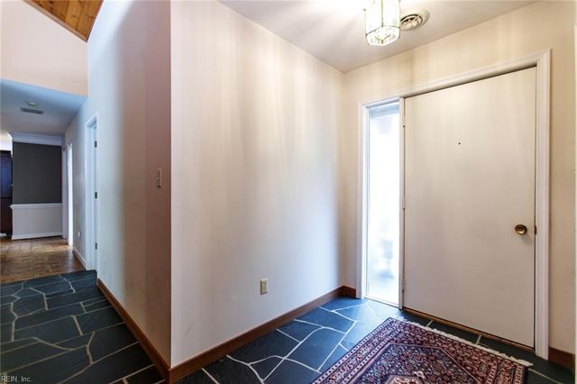 210 Walden DR, Yorktown, VA 23692