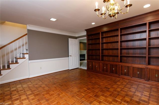 210 Walden DR, Yorktown, VA 23692