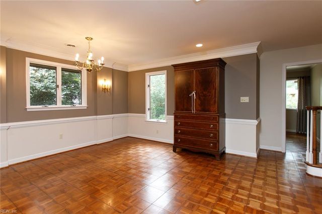 210 Walden DR, Yorktown, VA 23692