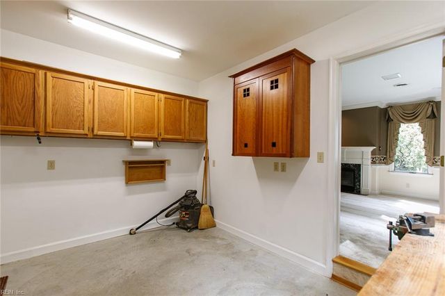 210 Walden DR, Yorktown, VA 23692
