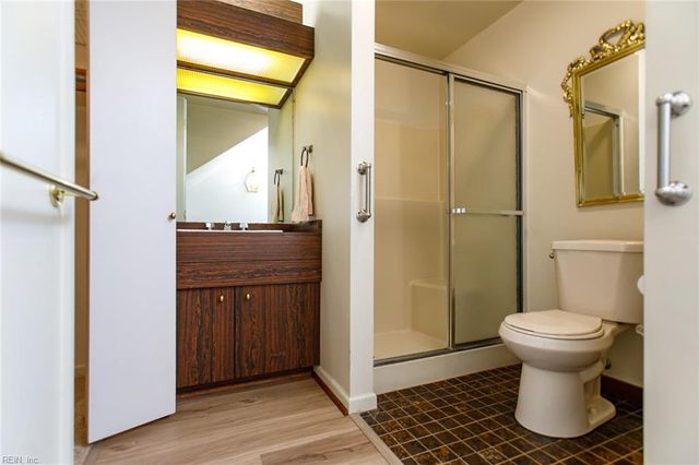 210 Walden DR, Yorktown, VA 23692